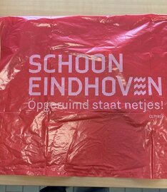 Afvalzak  Schoon Eindhoven 60 liter (PER ROL 20 stuks ) (KLEUR rood)