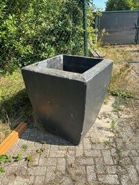 100cm hoog 85cm vierkant plantenbak beton