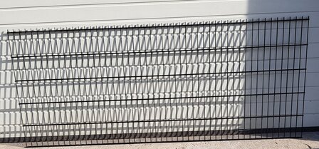 Dubbelstaaf hekwerk 100&times;250cm. Zwart (RAL 9005) maas 5&times;20