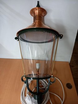 Armatuur, retrolamp t.b.v. gietijzeren mast. o.a. Nachtegaal laan 