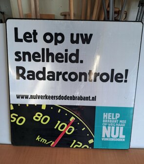 tekstbord : let op uw snelheid