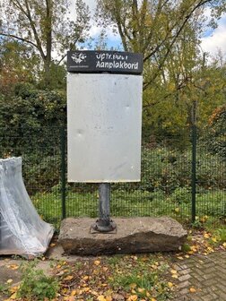 Openbaar aanplakbord
